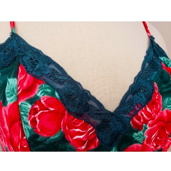 ⭐️ Vintage Victoria’s Secret Gold Label Black Red Floral Lace Slip Dress S - Picture 4 of 8